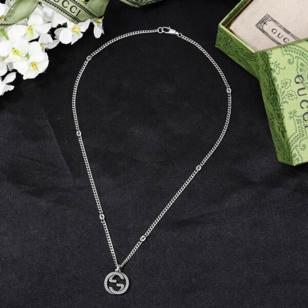 Gucci Textured Round GG Pendant Necklace