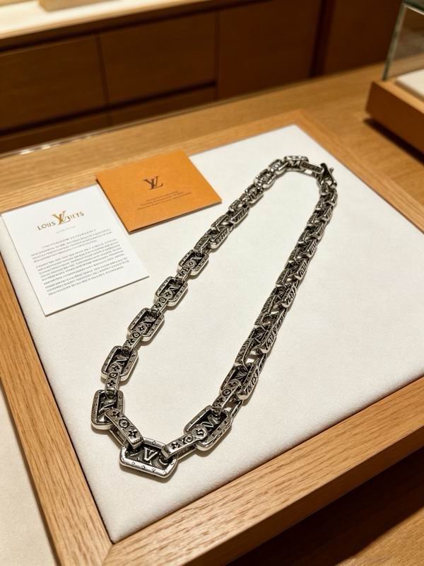 Louis Vuitton Openwork Rectangular Link Necklace